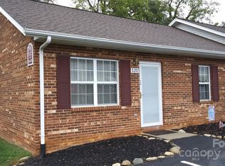 120 24th St NW, Hickory, NC 28601