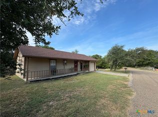 15 Cliffside Cir, Morgans Pt Resort, TX 76513