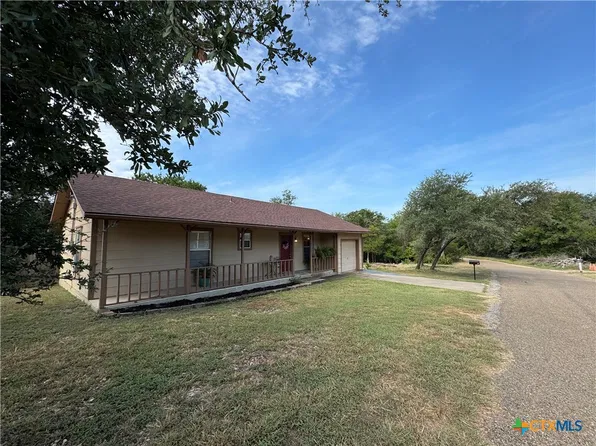 15 Cliffside Cir, Morgans Pt Resort, TX 76513