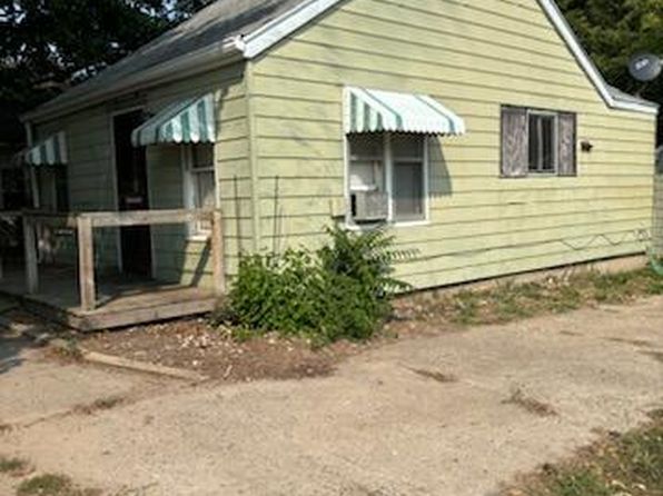 222 N Stone Rd, Fremont, MI 49412
