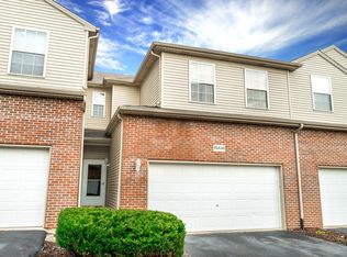 16436 Willow Walk Dr, Lockport, IL 60441
