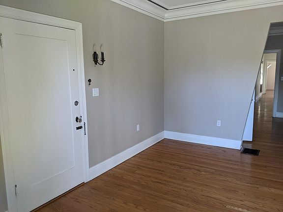 3rd image of 779 E California Blvd #779