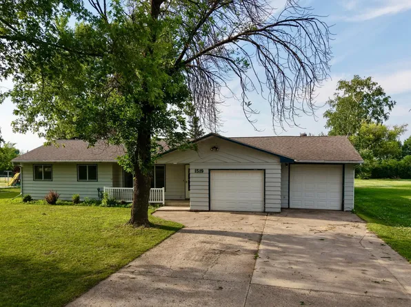 1519 6th Ave, Mountain Lake, MN 56159