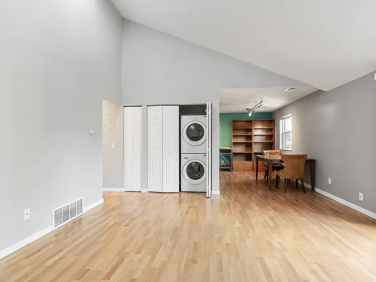 2879 Shadow Creek Dr #305-B — Photo 4