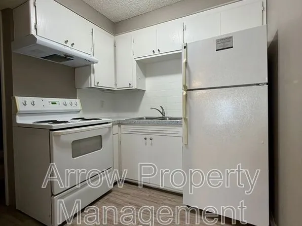 1323 S 10th St APT 5, Lincoln, NE 68502