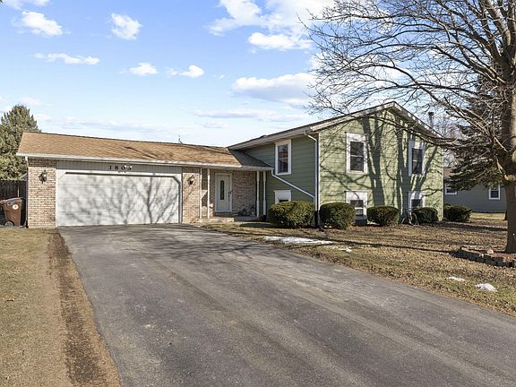 2nd image of 3805 Liberty Dr