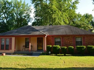 1739 Martha Dr, Memphis, TN 38127
