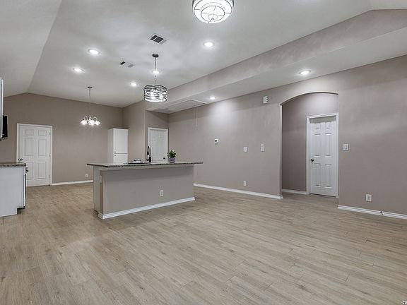 3rd image of 434 S San Horacio