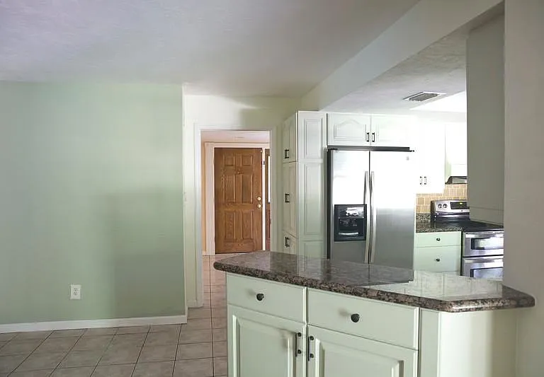 1722 SW 81st Ter — Photo 11