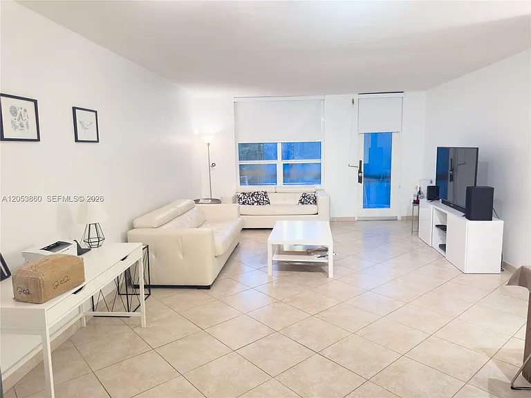 10185 Collins Ave #202 — Photo 19
