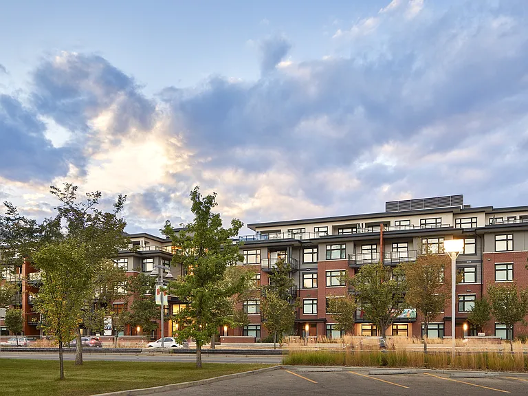 1150 Memorial Dr NW — Photo 17