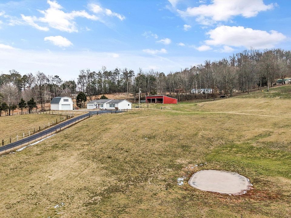 7th image of 812 New Clear Branch Rd