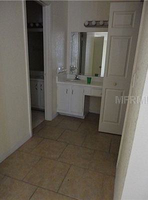 5th image of 611 Grenadine Ct N Unit 611