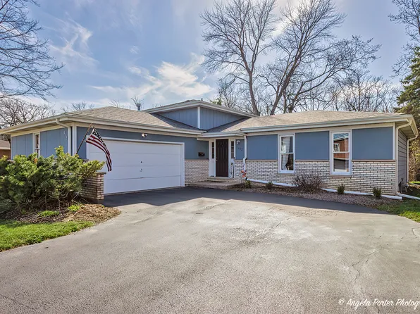 672 Garys Dr, Antioch, IL 60002