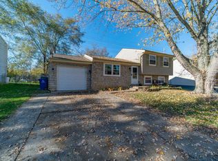 2383 Warfield Dr, Grove City, OH 43123