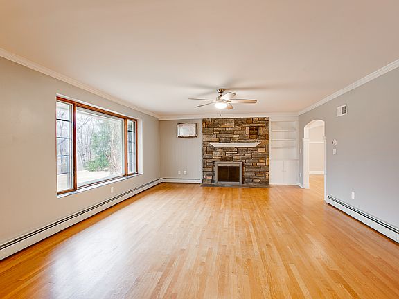 5th image of 937 Palmers Mill Rd