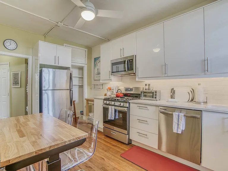 311 E 30th St #2 — Photo 18