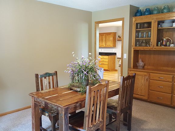4th image of 8405 Emerald Ln