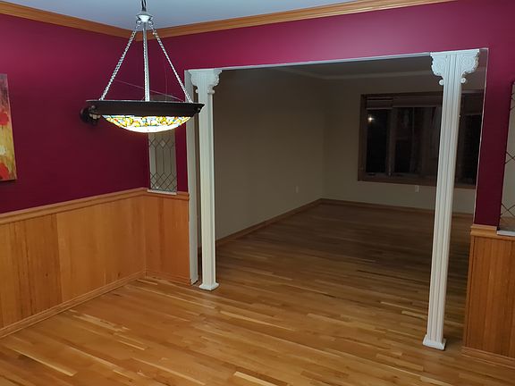 Dining / Living Room 2