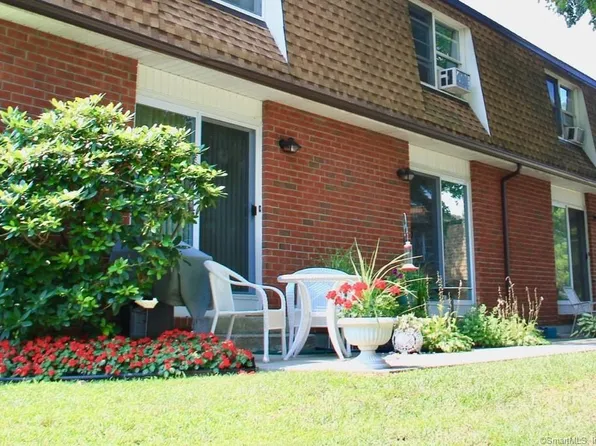 35 Russell Street #25, Griswold, CT 06351