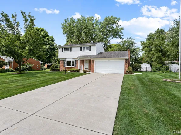 40630 Rock Hill Ln, Novi, MI 48375