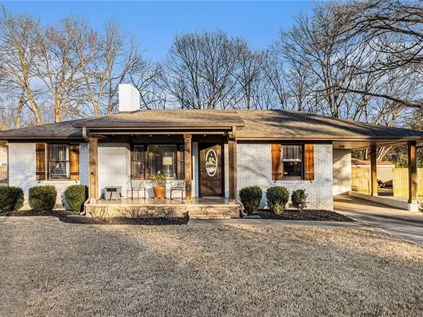 14 Larkwood Cir, Cartersville, GA 30120