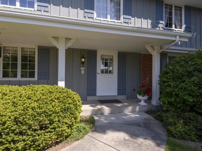 524 Park Crest DRIVE, Thiensville, WI, 53092