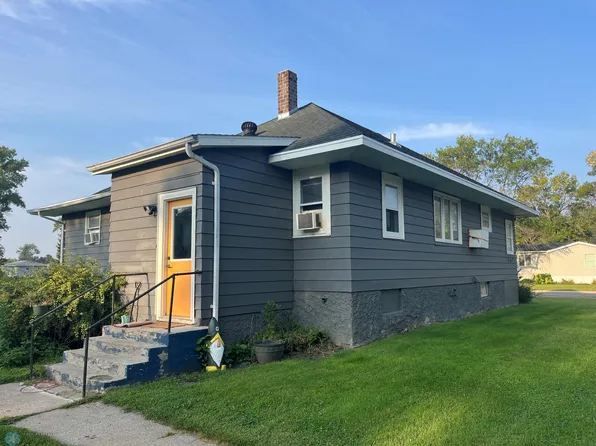 501 3rd Ave SW, Hankinson, ND 58041