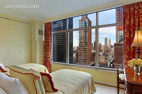 Sold by Corcoran | media 25