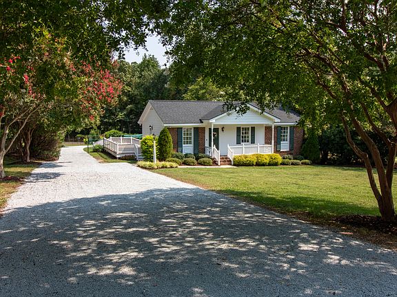2nd image of 5609 Alta Vista Ct