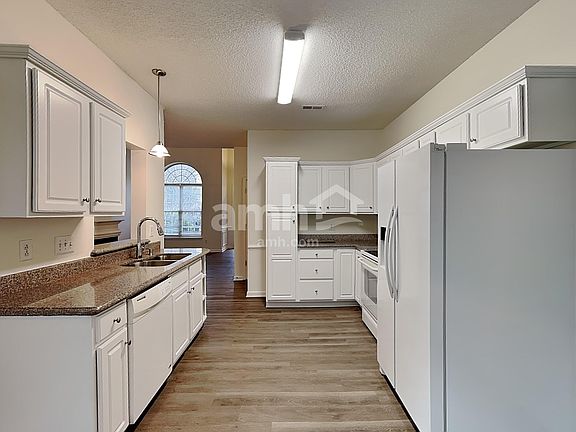 3rd image of 15281 Eric Kyle Dr