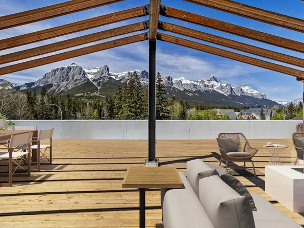 1 N Industrial Pl #216A, Canmore, AB T1W 1Y1