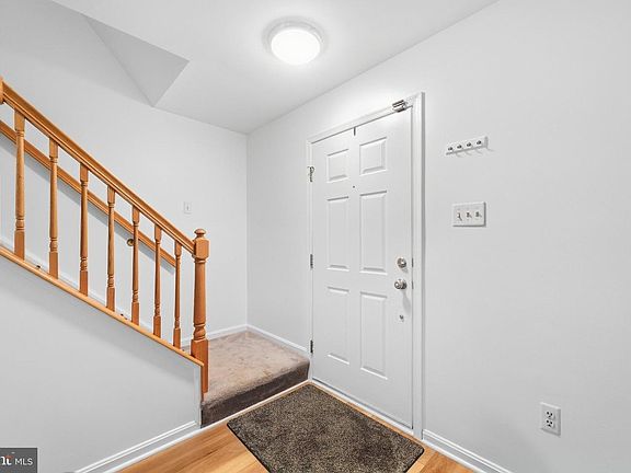 3rd image of 666 Lions Gate Ln