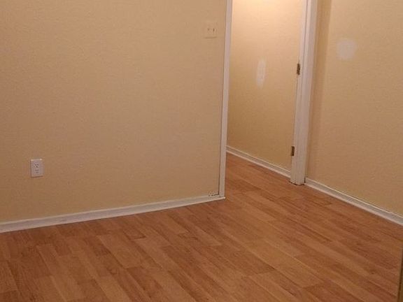 5th image of 5920 Chestnut St Floor 1