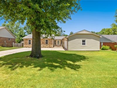 2196 E Jonquil Rd, Fayetteville, AR, 72703