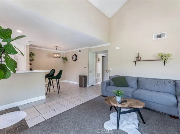 21226 Trumpet Dr Unit 201, Santa Clarita, CA 91321