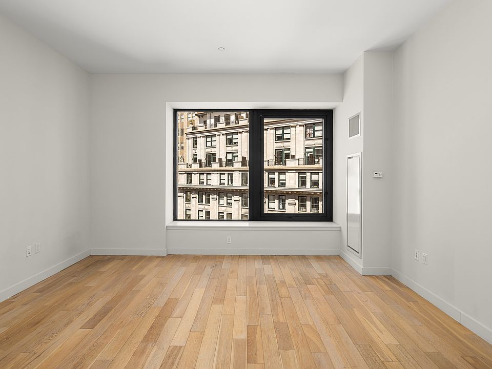1st image of 75 Wall St APT 24H