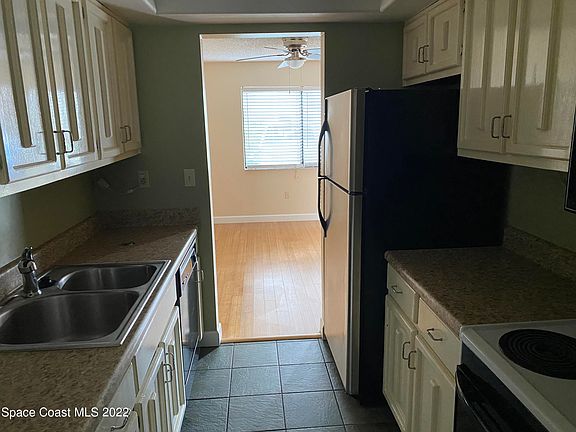 5th image of 3930 Mount Vernon Ave Unit 0