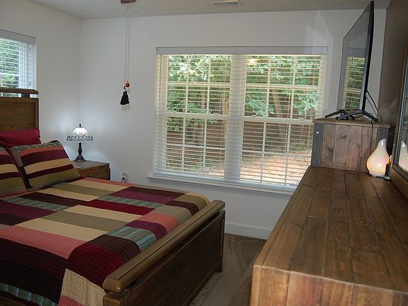 4th image of 456 Quail Cove Cir