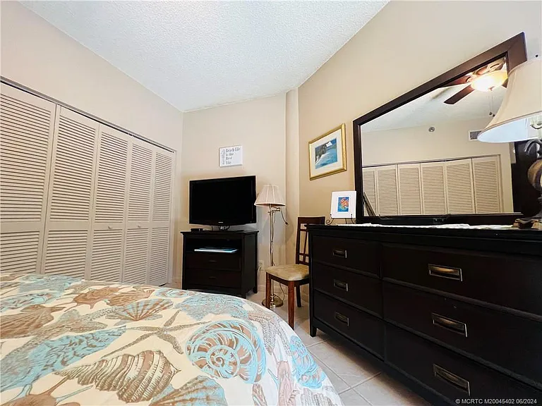 221 NE Plantation Rd #215 — Photo 55