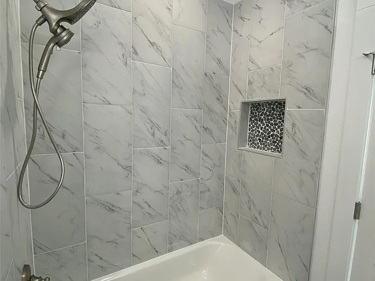 104 E Forest Ave — Photo 14