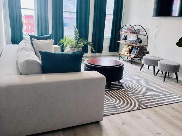 750 Dolphin St, Baltimore, MD 21217