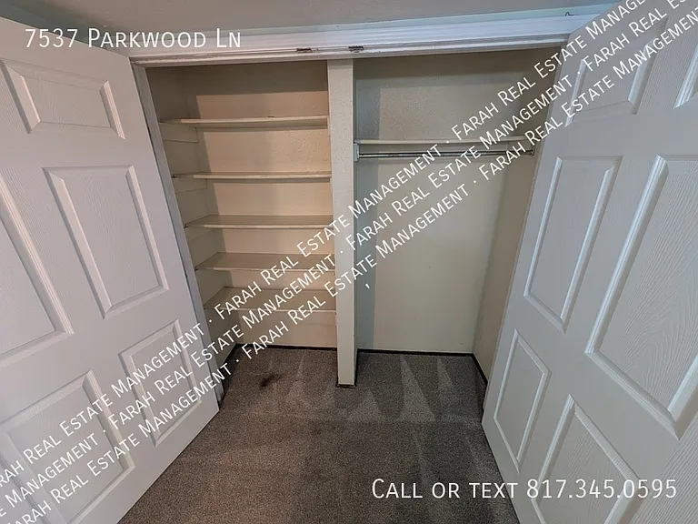 7537 Parkwood Ln — Photo 14