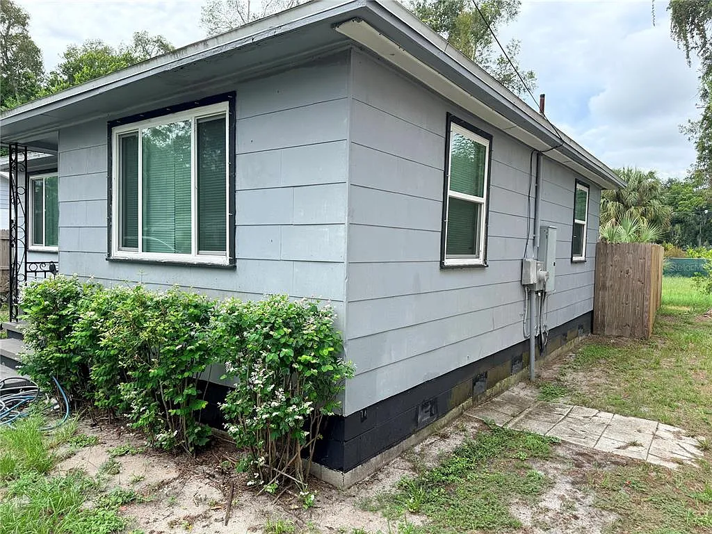 2 bed, 1.0 bath, 841 sqft, $1,400 — Photo 4