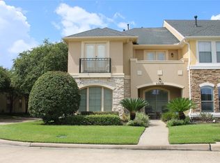 2030 Palm Forest Ln, Houston, TX 77077