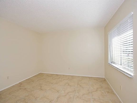 4th image of 8417 Tamarino Way