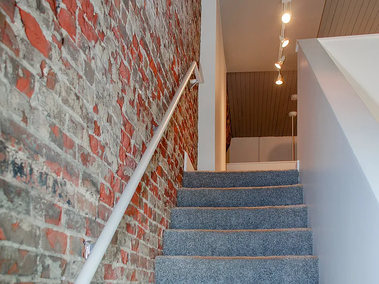 1213 Harney St — Photo 13