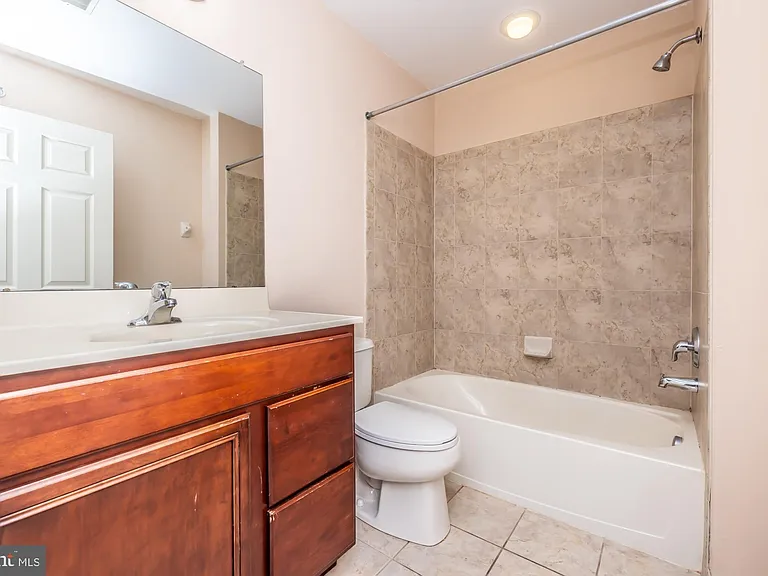 253 Flagstone Rd #7 — Photo 21
