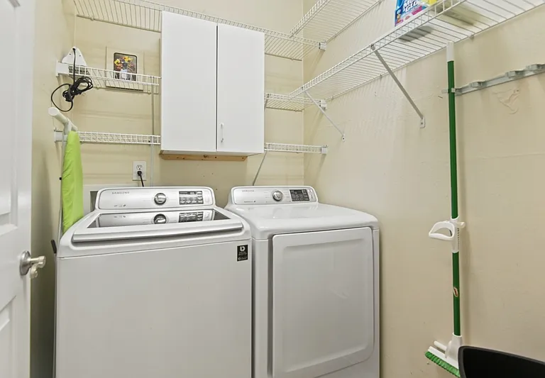1811 Chatelain Way #1 — Photo 19