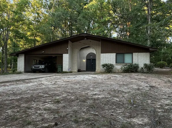 1211 S Maple St, Ruston, LA 71270